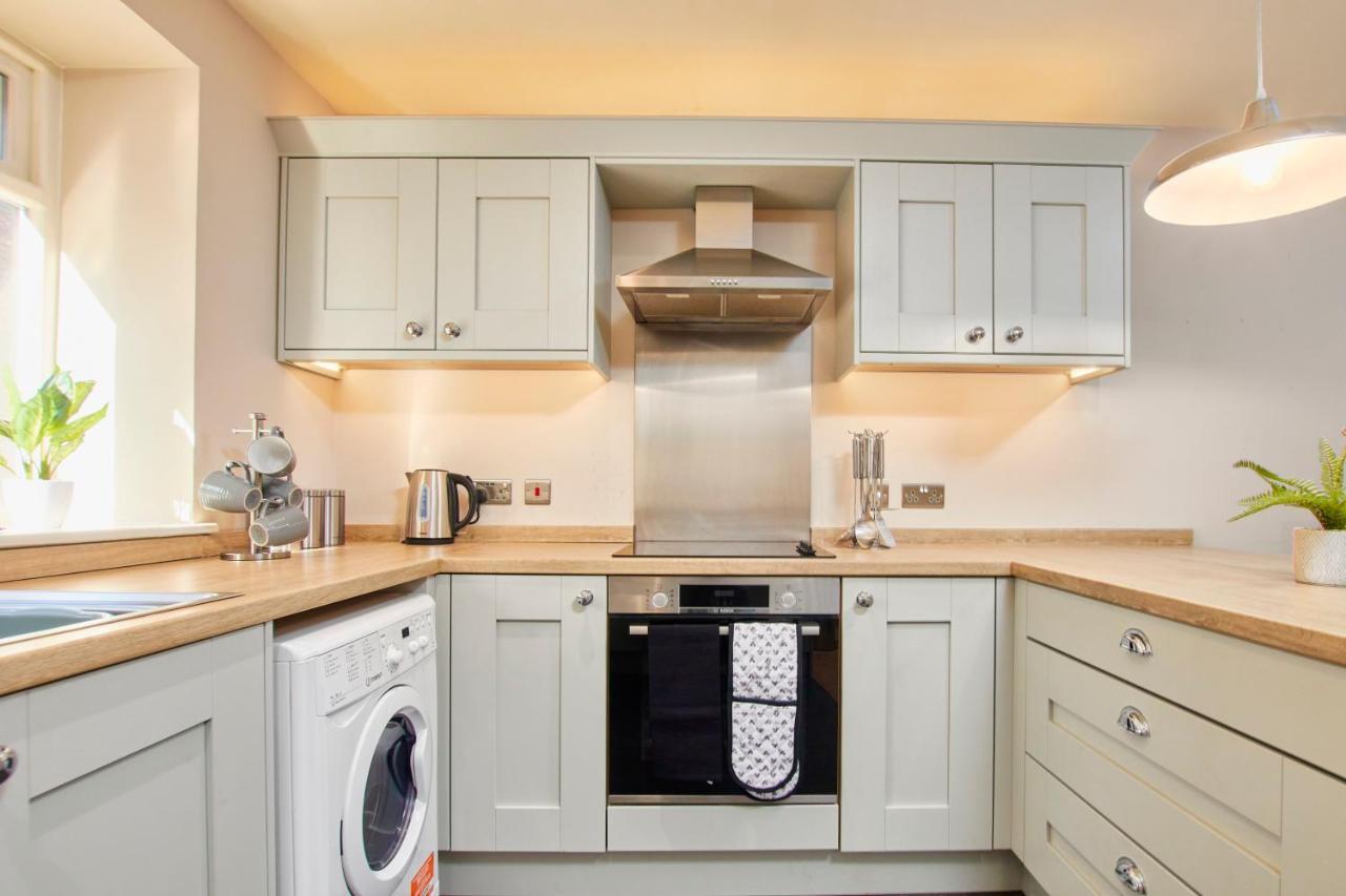 The Stunning Central Harrogate Abode - Sleeps 6 Экстерьер фото