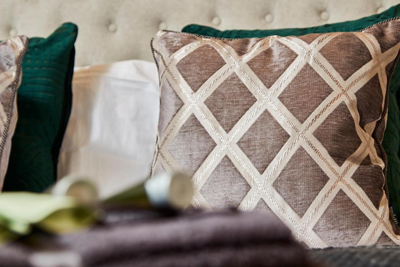 The Stunning Central Harrogate Abode - Sleeps 6 Экстерьер фото